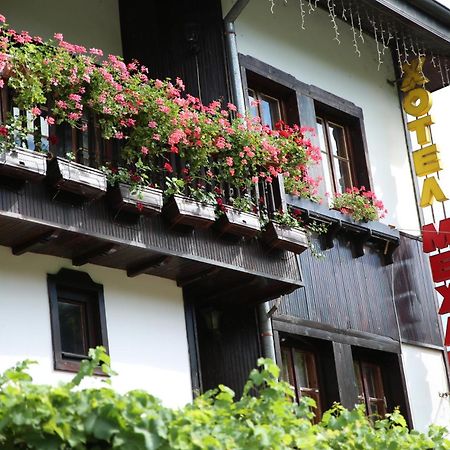 Oazis Family Hotel 로베치 외부 사진