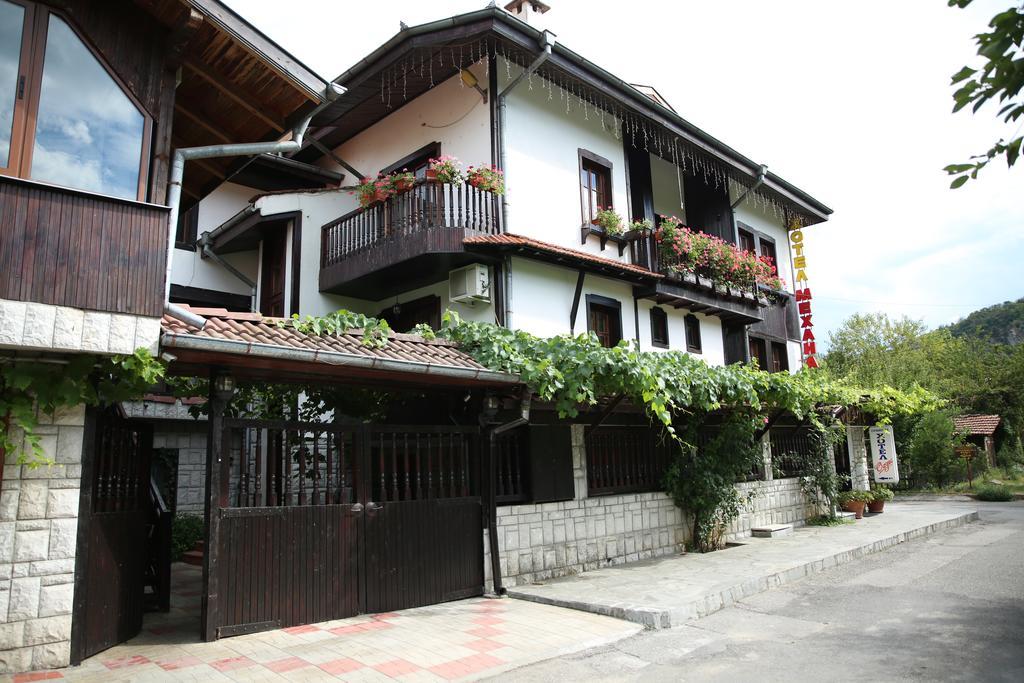 Oazis Family Hotel 로베치 외부 사진