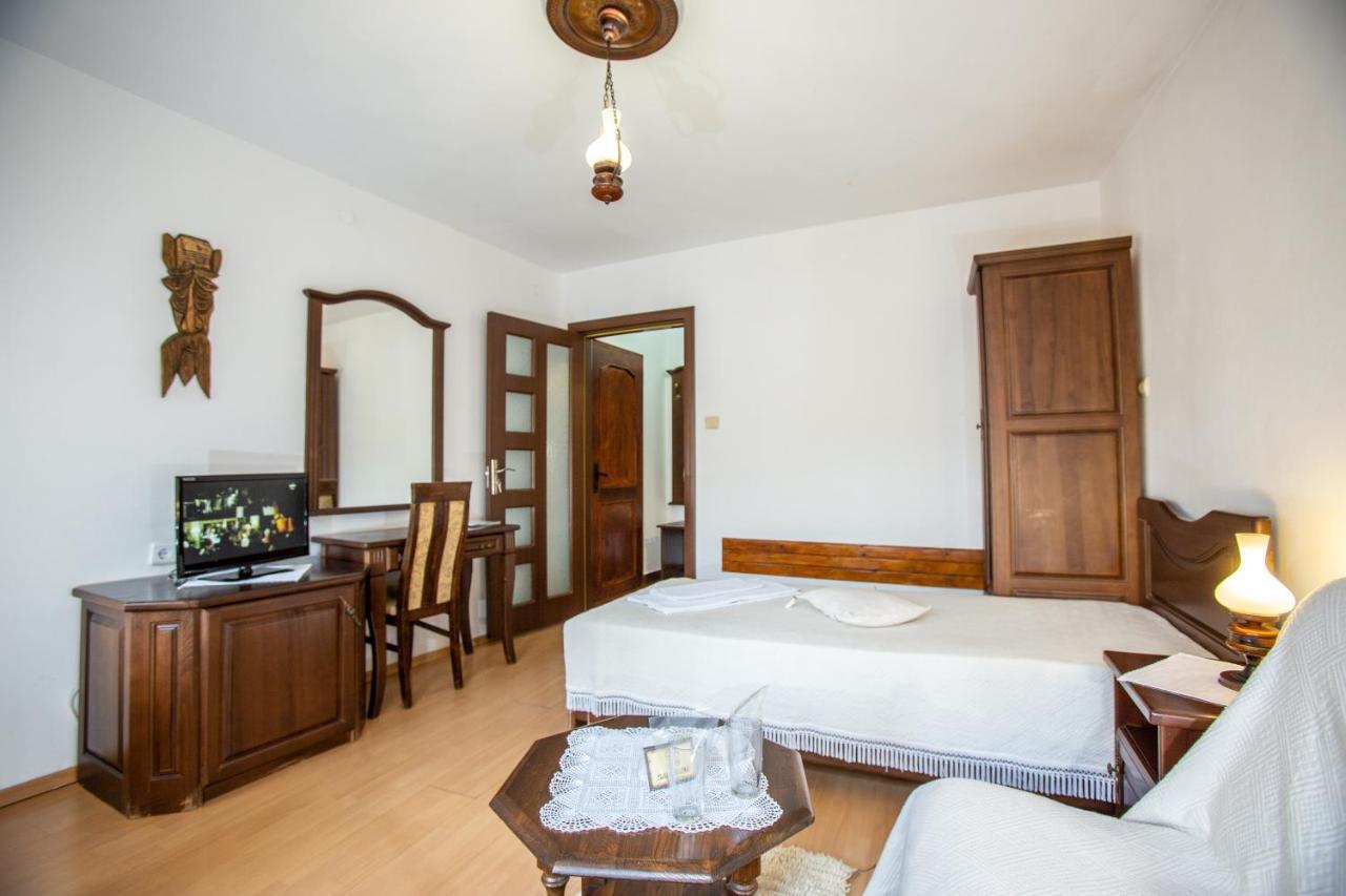 Oazis Family Hotel 로베치 외부 사진