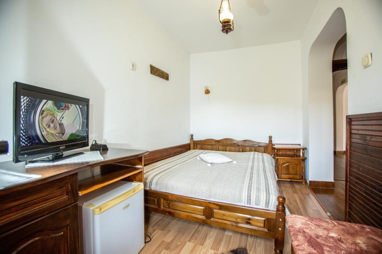 Oazis Family Hotel 로베치 외부 사진