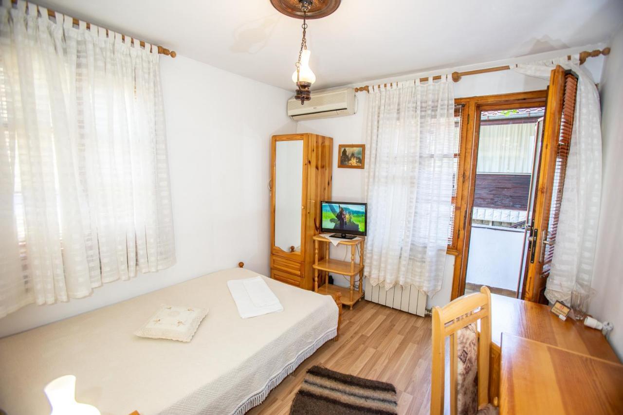 Oazis Family Hotel 로베치 외부 사진