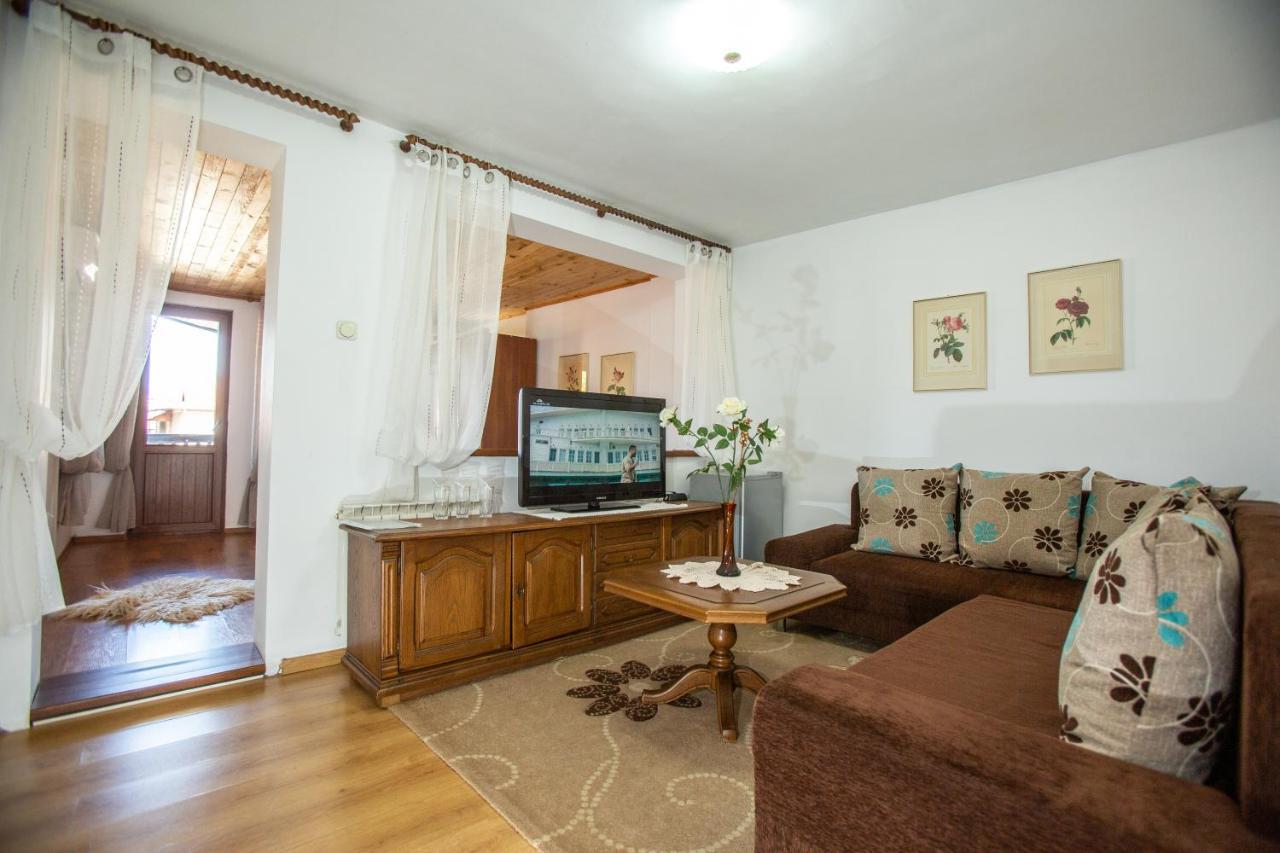 Oazis Family Hotel 로베치 외부 사진
