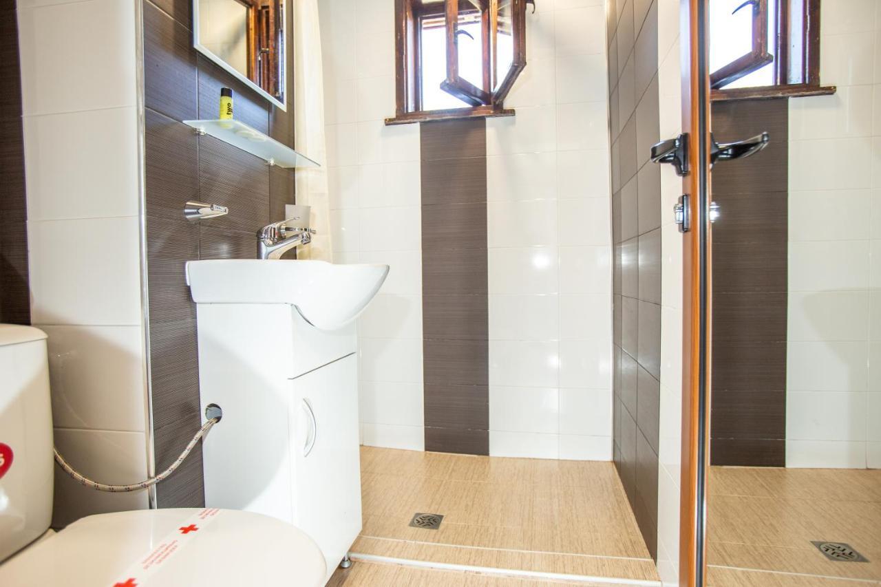 Oazis Family Hotel 로베치 외부 사진